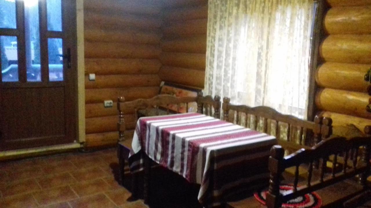 Затишний Будиночок Bukovets 외부 사진