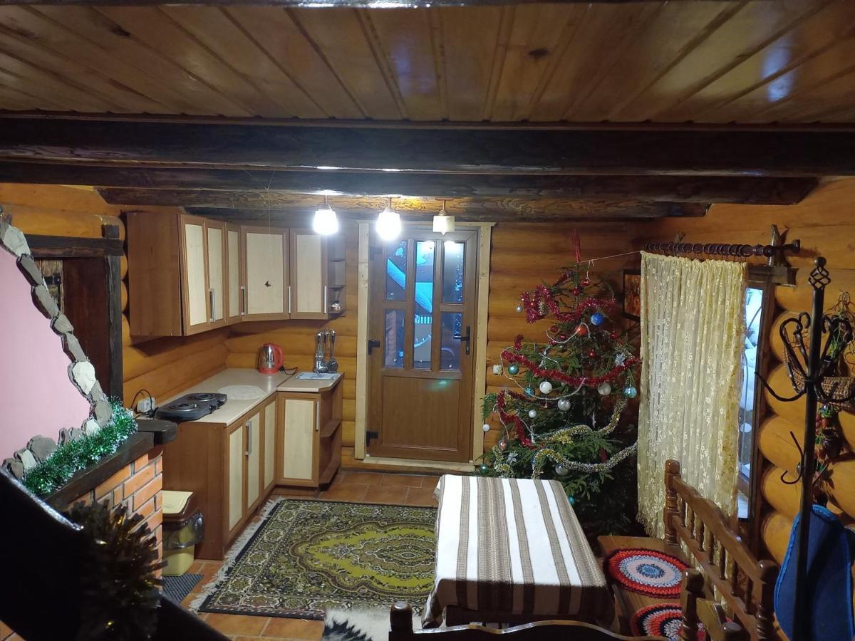Затишний Будиночок Bukovets 외부 사진